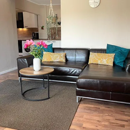 Nige-ooge-6 Apartment